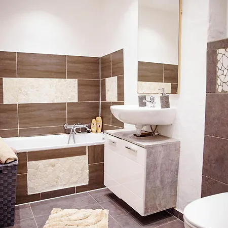 Eleganza Apartment